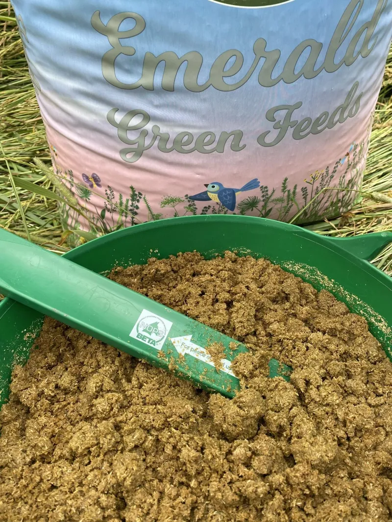 Emerald Green Meadow Magic Pellets - 20KG-1
