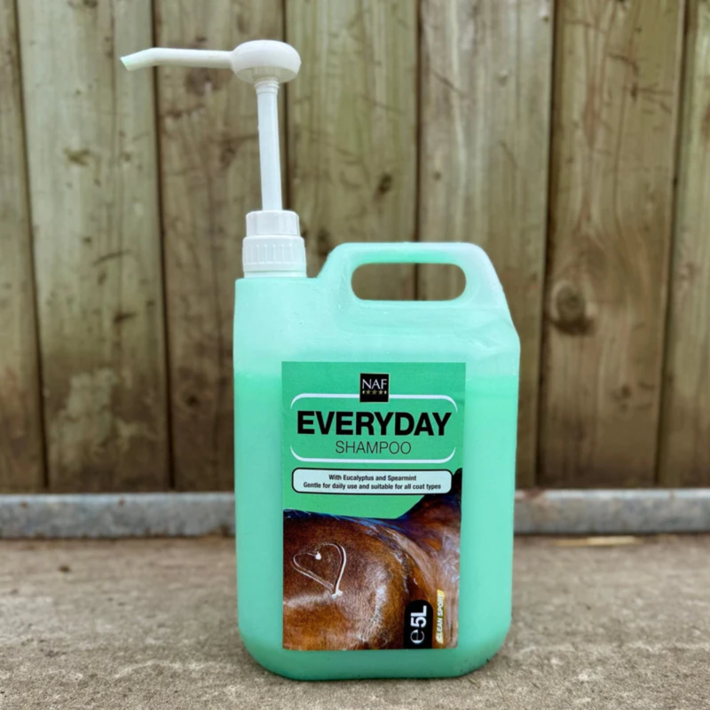 Naf Everyday Grooming Shampoo Apple 5L-1