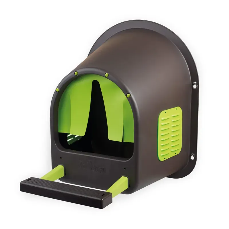 Eton MyCozyNest Plastic Laying Nest For Hens in Green